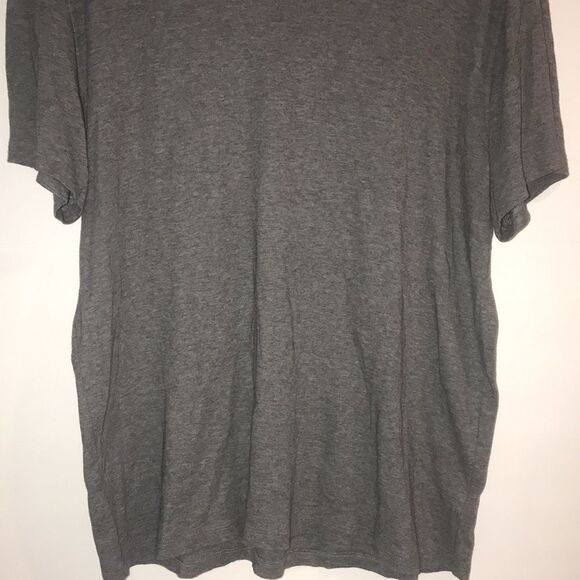 Saks Fifth Avenue Mens Charcoal Gray Slim Fit V Neck Short Sleeve T-Shirt Large - Picture 2 of 8
